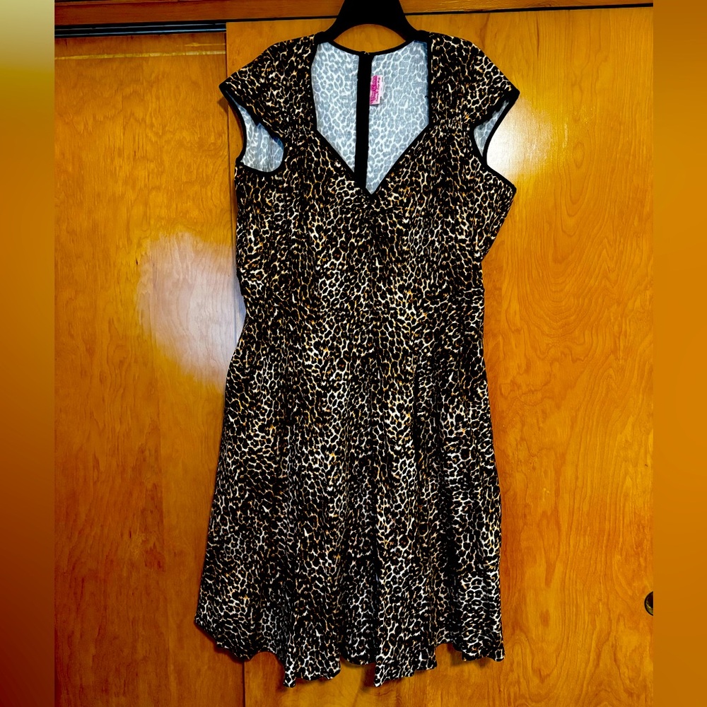Leopard Spotted 50’s Style Dress